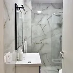 Noar Luxury דירה