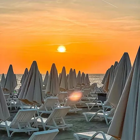 Noar Luxury Appartamento Golem (Tirana)