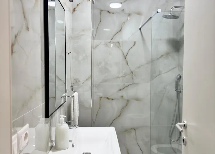 Noar Luxury 아파트